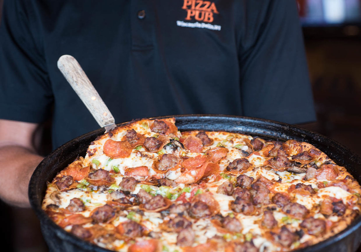 Gallery Pizza Pub, A Dells Tradition Since 1983, Wisconsin Dells, WI